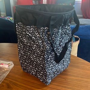 thirty-one stand tall laundry bin!!